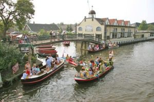 koolsail in Broek op Langedijk tijdens een NRS toertocht